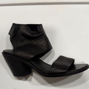 Eileen Fisher Black Leather Heeled Sandals
